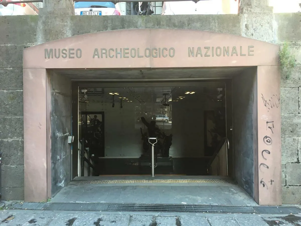 B&B Arte E Musei Naples